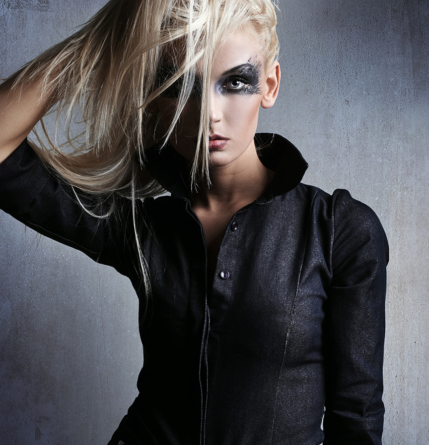 How to Make Your Make-up Stay Put