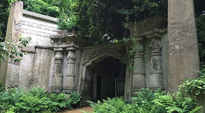 In Glorious Highgate Cemetery Highgate Cemetery