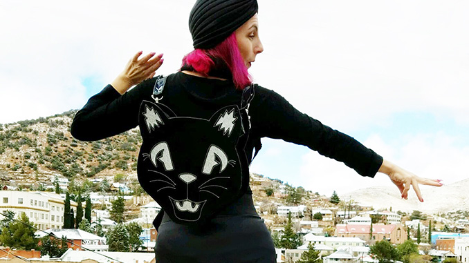 sweet-midnight-black-cat-bag-1